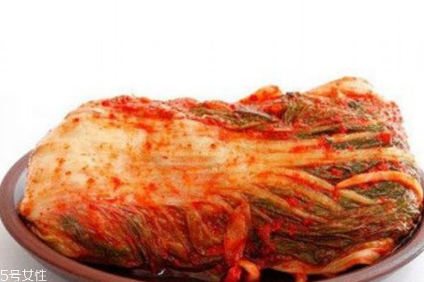 泡菜和酸菜的区别(泡酸菜的制作步骤)