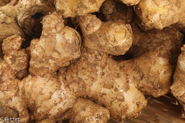 夏季吃姜六大好处(夏天吃姜有5大禁忌)