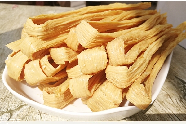 腐竹可以用盐水泡发(腐竹可以用开水泡发吗)