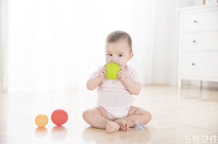 小孩艾叶泡酒多久一次(艾叶泡酒多久能使用)