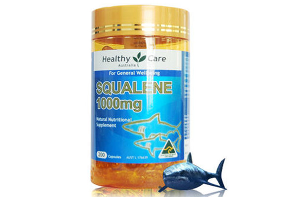 鲨鱼油怎么挑选(鲨鱼油和深海鱼油哪个好)