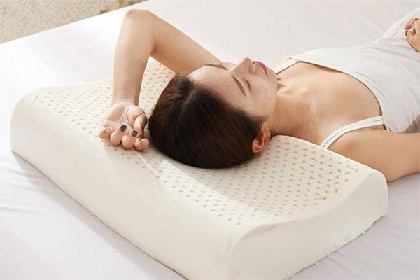 乳胶枕头的好处(乳胶枕头的好处功效)