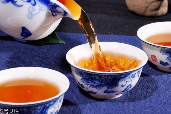 乳胶枕头为什么有的贵有的便宜(现在的乳胶枕头为什么很便宜)