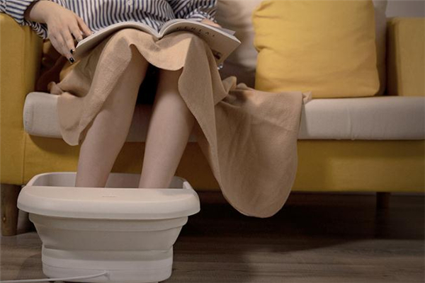 什么人不能用姜粉泡脚(可以用姜粉泡脚吗)