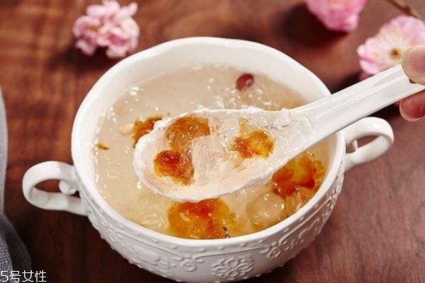 吃保健品有什么注意的呢(吃保健品注意事项)