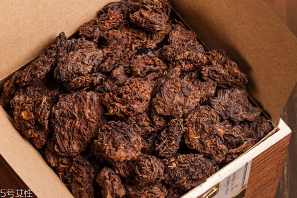 普洱茶分类(普洱茶分类,普洱茶有几种类型)