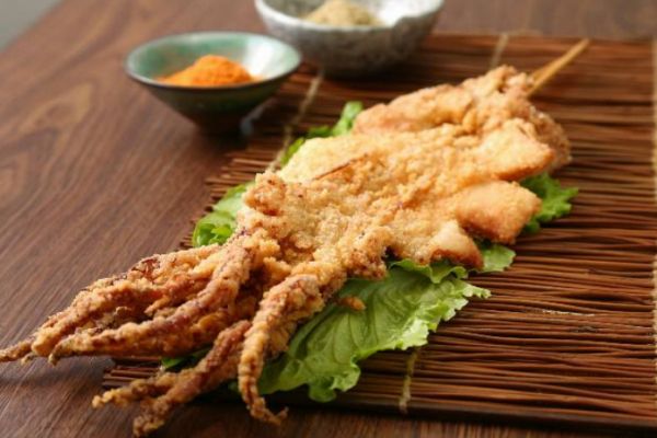 吃鱿鱼的好处(吃鱿鱼的好处和坏处)