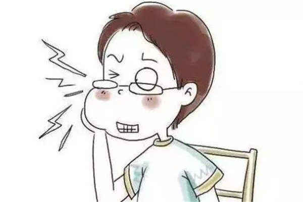 口腔溃疡是什么原因(口腔溃疡是什么原因引起的,怎样去除)