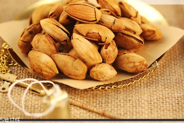 怎么吃杏仁减肥(如何吃杏仁减肥)