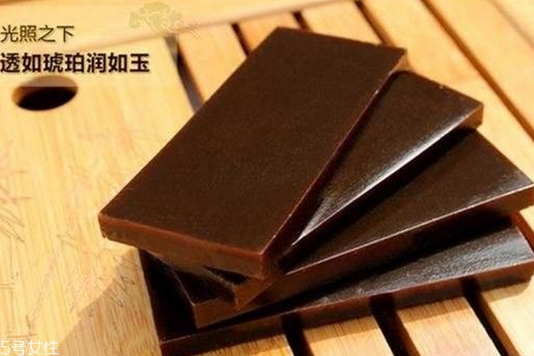 一斤阿胶可以熬多少斤阿胶糕(好的阿胶糕多少钱一斤)