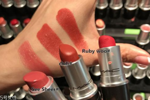 口红怎么卸妆(口红怎么卸妆才干净)