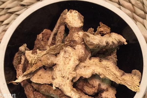 便秘患者切忌服用白术(白术能不能治便秘)