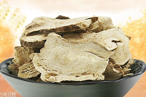 白术的功效和作用(白术的功效和作用及禁忌)