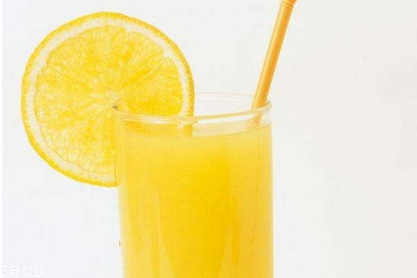 鲜橙汁放半小时营养将流失(鲜榨橙汁存放多久) 鲜橙汁放半小时营养将流失(鲜榨橙汁存放多久)