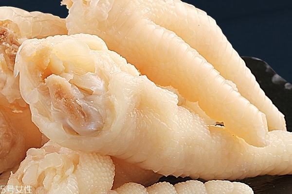 泡椒凤爪对人体有害吗(泡椒凤爪对人体有害吗) 泡椒凤爪对人体有害吗(泡椒凤爪对人体有害吗)