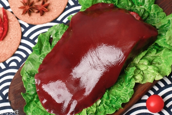 猪肝可能会导致维生素A中毒(维生素a过量对肝的伤害)