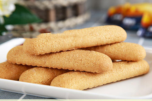 吃代餐棒一个月能瘦多少(吃代餐棒减肥效果好吗)