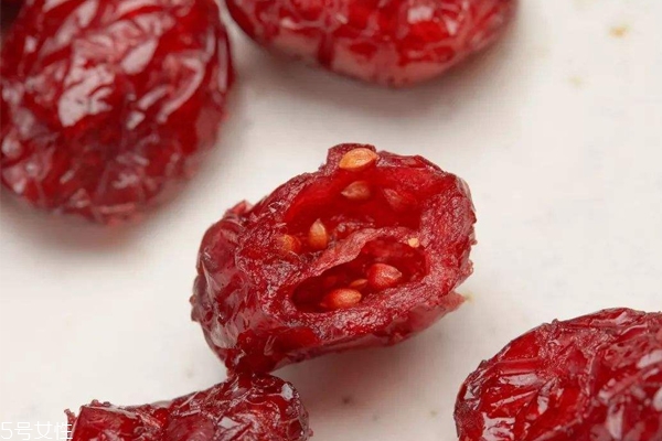 蔓越莓干可以泡水喝吗(蔓越莓干哪个牌子好)