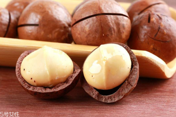 夏威夷果怎么开壳(夏威夷果怎么开壳最方便) 夏威夷果怎么开壳(夏威夷果怎么开壳最方便)