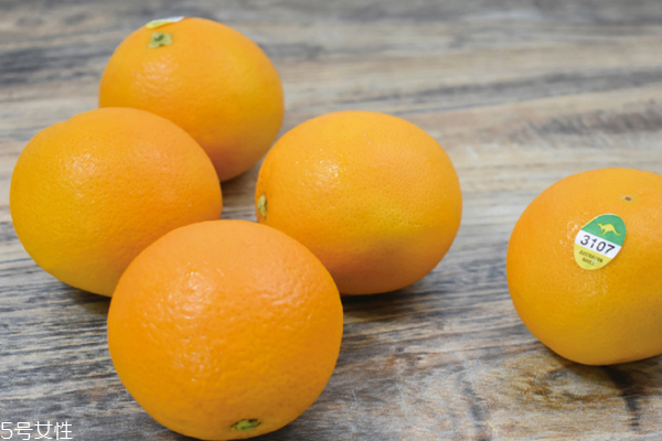 孕妇吃橙子会上火吗(孕妇吃橙子会上火吗)