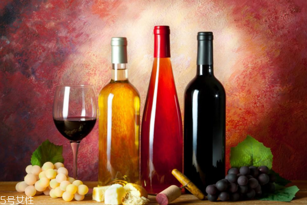 红酒怎么喝才正确(红酒怎么喝才正确)