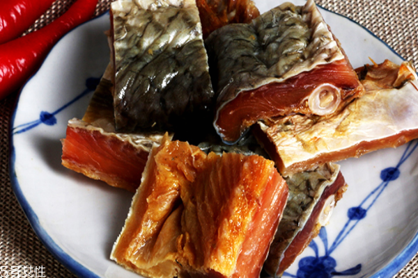 咸鱼臭怎么办(咸鱼臭怎么办)