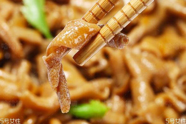 鸭肠怎么去腥味(鸭肠如何去腥味)