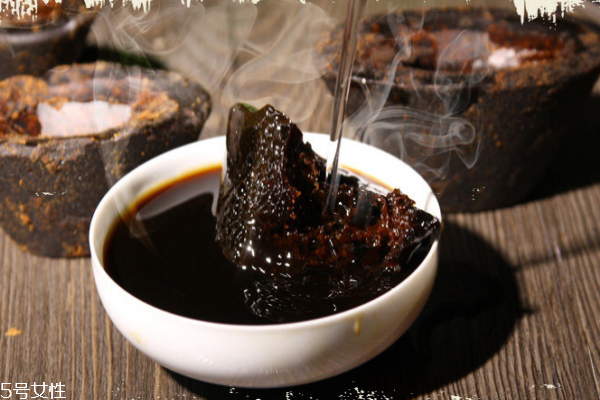 经期喝红糖水好吗(女人月经期喝红糖水好吗)