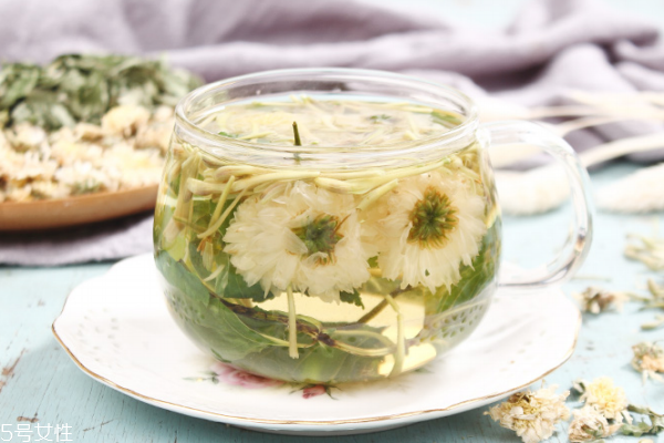 金银花茶加蜂蜜有什么功效(金银花茶加蜂蜜有什么功效) 金银花茶加蜂蜜有什么功效(金银花茶加蜂蜜有什么功效)