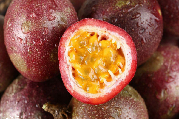 炒菜如何防止溅油(炒菜如何防止溅油)