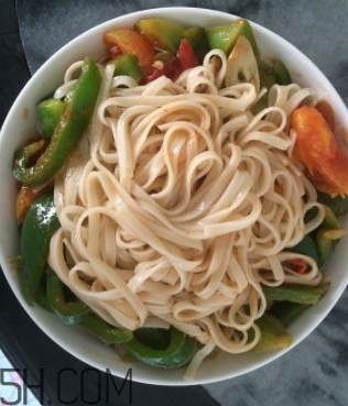 方便快捷的煮面大法(煮面的诀窍)