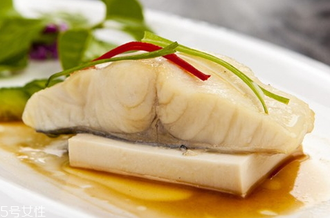 冰冻鳕鱼怎么做好吃(冰冻鳕鱼怎么做好吃又简单)