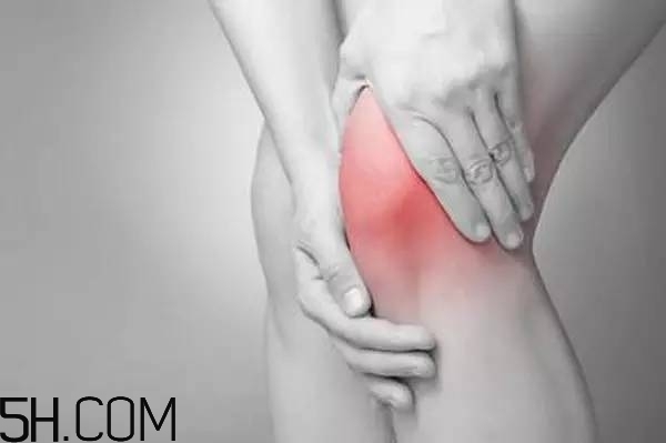 为什么寒冷冬天易发关节病(冬季为什么容易犯关节炎)