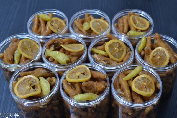 鸡爪的热量高吗(鸡爪的热量高吗减肥时可以吃吗) 鸡爪的热量高吗(鸡爪的热量高吗减肥时可以吃吗)