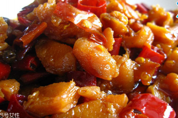 秋天吃兔肉的好处(冬天吃兔肉有什么好处)