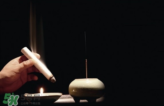 艾灸注意事项(艾灸注意事项和禁忌症)