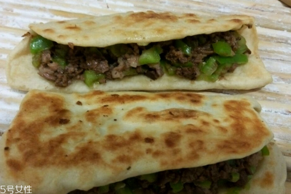 驴肉不能和金针菇一起吃(驴肉不能和金针菇一起吃吗)