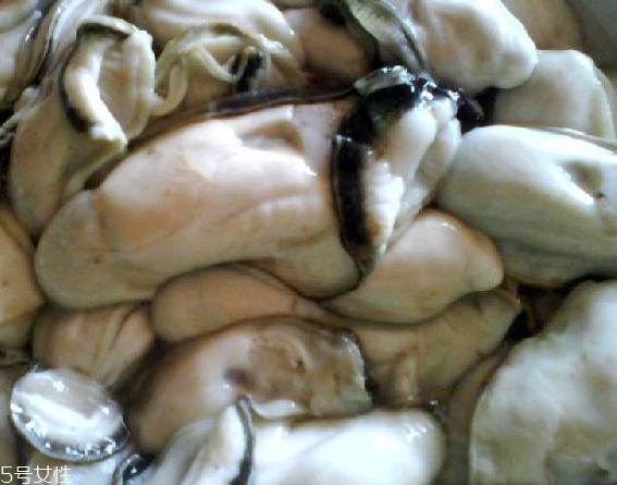 生蚝的营养价值(生蚝的营养价值 生蚝的功效和作用)