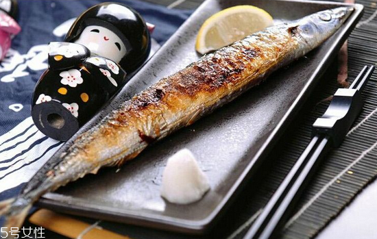 秋刀鱼的功效(秋刀鱼的功效和作用禁忌)
