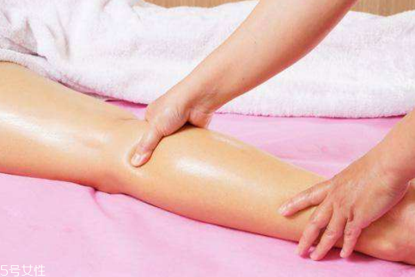 如何预防孕期水肿(如何预防孕期水肿)