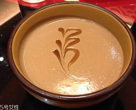 芝麻酱凉面(芝麻白火烧面)