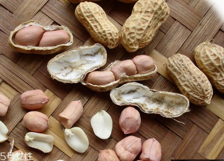 花生油储藏须知(花生油储藏的方法) 花生油储藏须知(花生油储藏的方法)