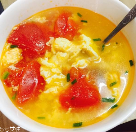 西红柿鸡蛋汤的适宜人群(西红柿鸡蛋汤和什么食物相克)