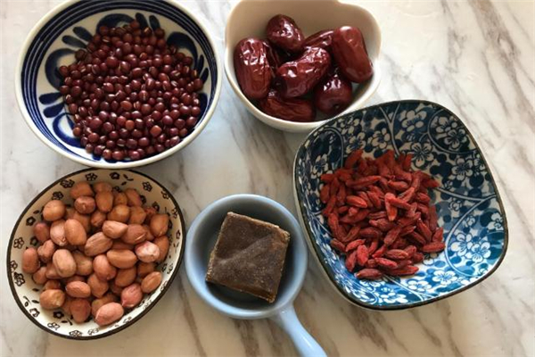 五红汤的做法(五红汤的做法和功效)