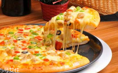 隔夜披萨怎么保存(隔夜披萨怎么保存)