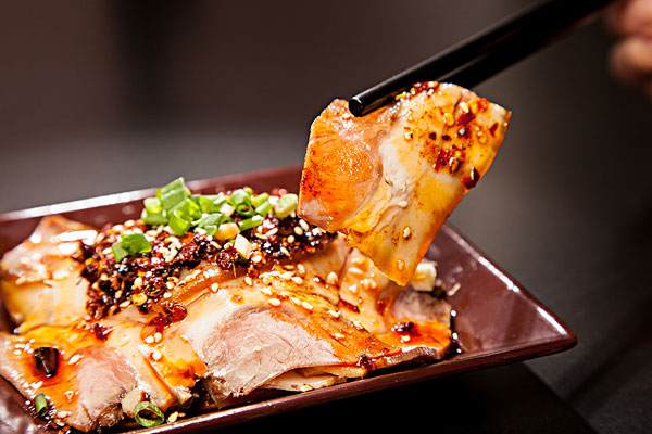 戒吃生冷及麻辣(忌辛辣生冷)