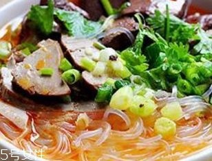 鸭血粉丝汤吃多了会长胖吗(鸭血粉丝汤会不会长胖)