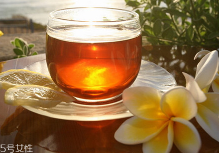 生姜怎么吃去口臭(吃生姜可以去除口臭吗) 生姜怎么吃去口臭(吃生姜可以去除口臭吗)