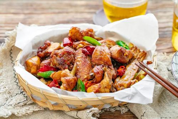 做干煸鸡的技巧(干煸鸡的制作方法窍门)