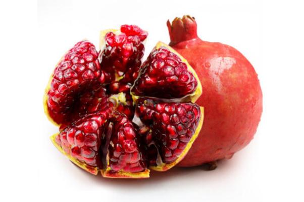 吃石榴补血吗(吃石榴补血吗?)